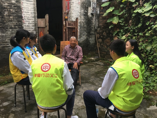 1521100139128269.jpg 20180314五桂山踐行雷鋒精神,傳遞社會(huì)正能量6.JPG